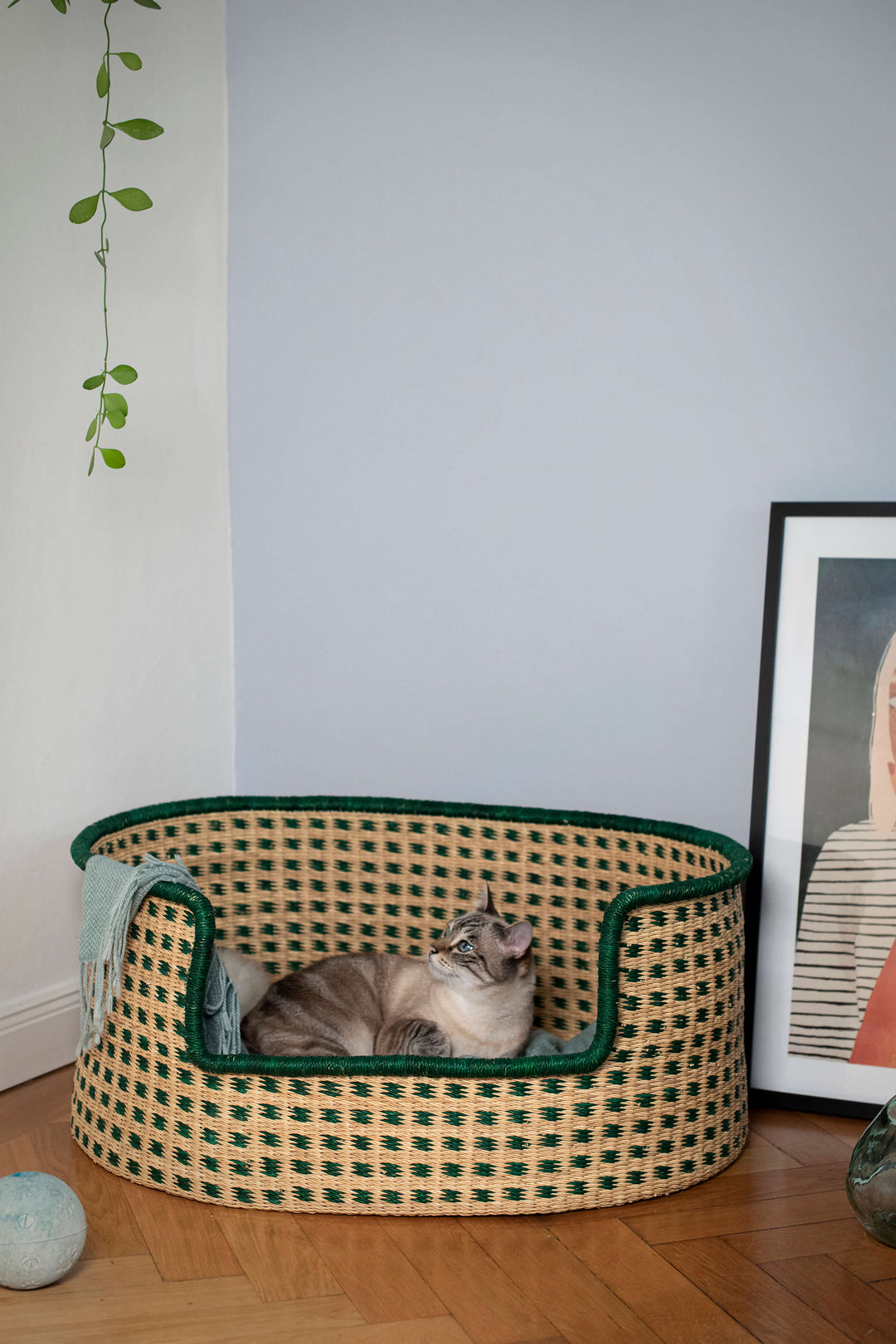 Fuchsdeifeswuid Dirndl München Hundekorb safarigrün