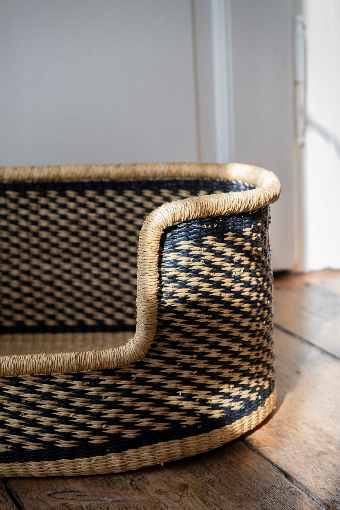 Hundekorb 'natur schwarz'