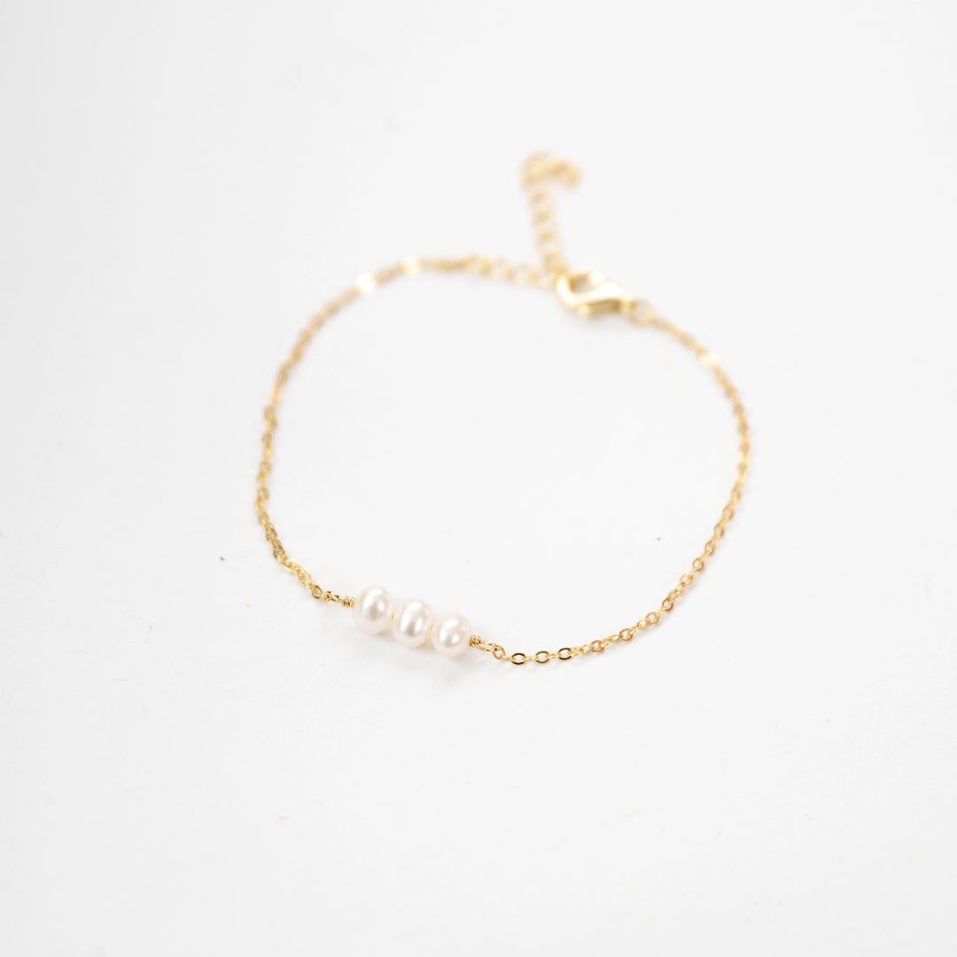 Armband 'drei Perlen gold'