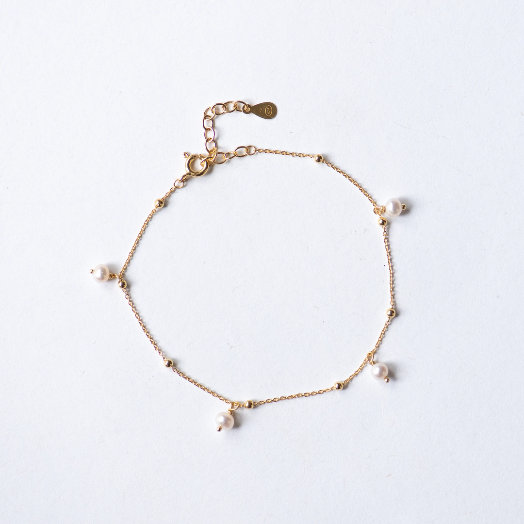 Armband 'Bettelarmband Perlen gold'
