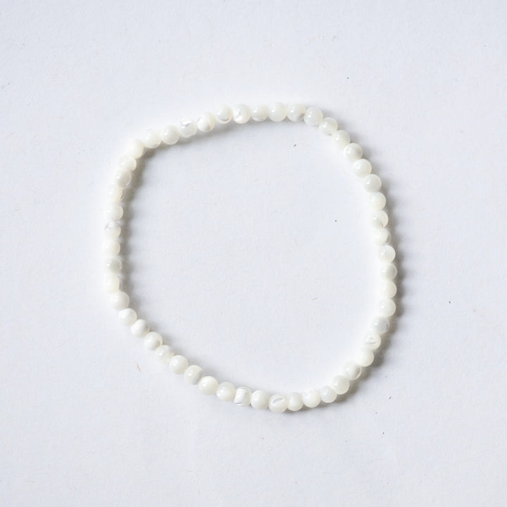 Armband 'Edelstein Kugeln Perlmutt"