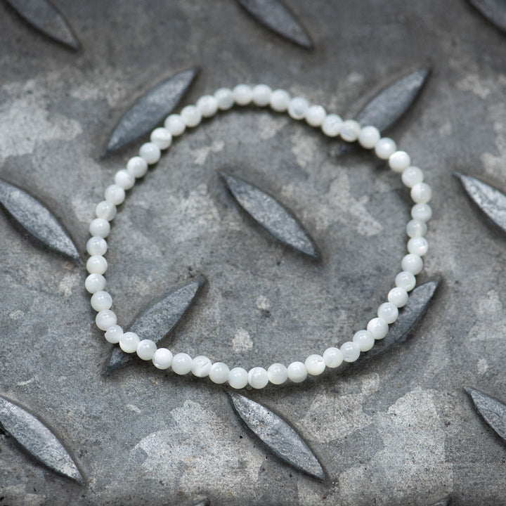 Armband 'Edelstein Kugeln Perlmutt"