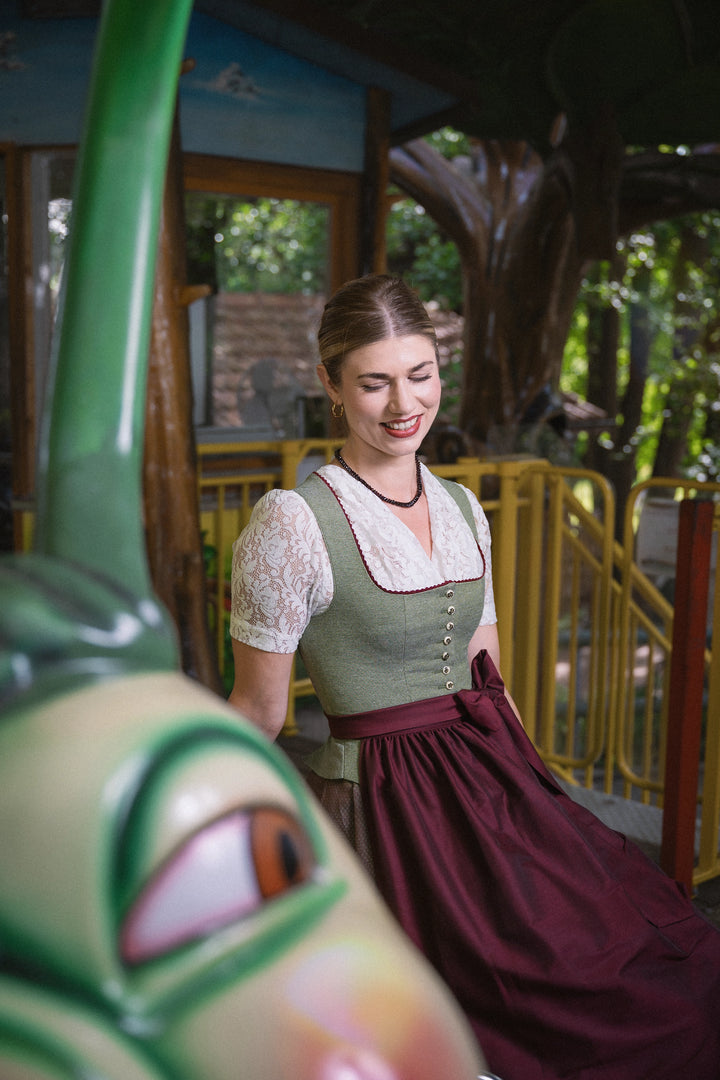 Dirndl &