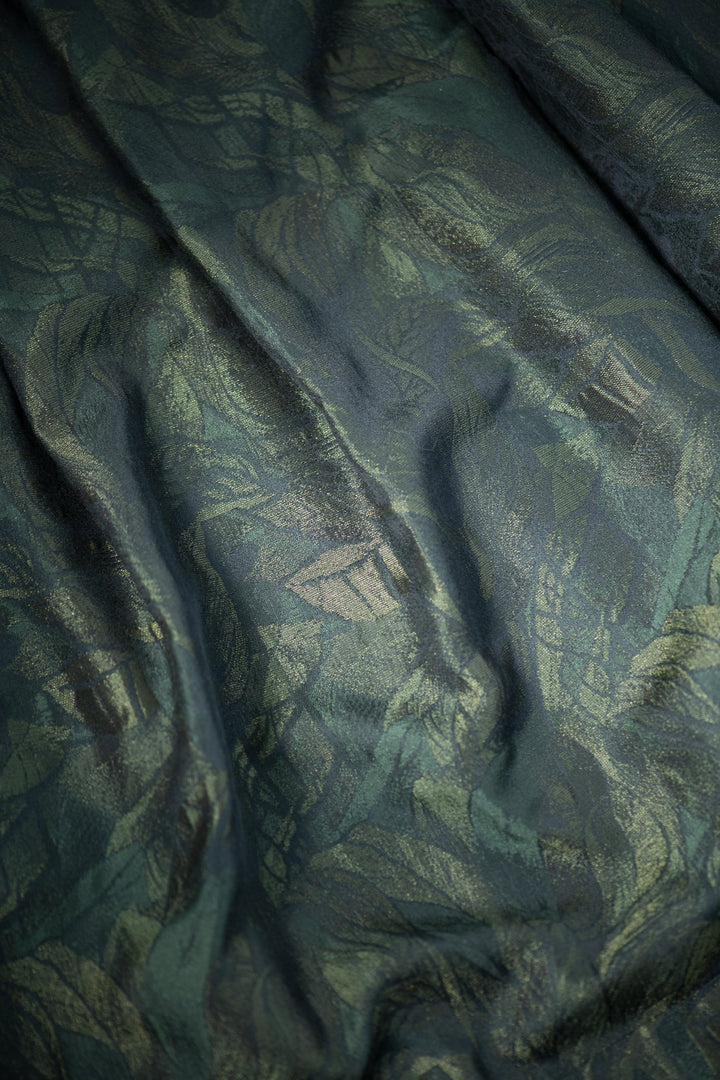 Jacquardstoff allover Blättermuster Stück 95cm