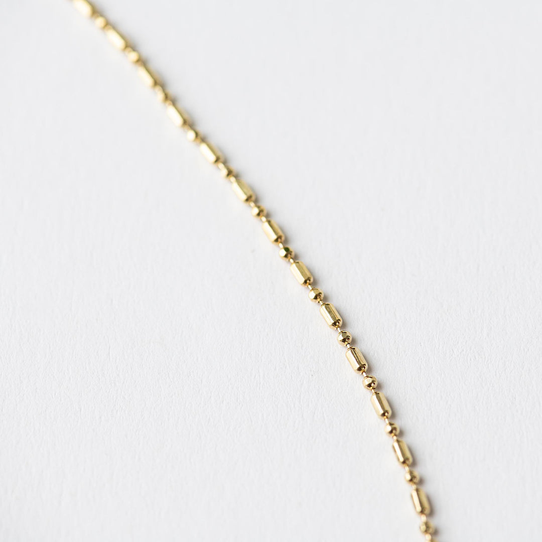 Detail Halskette Tönnchen gold