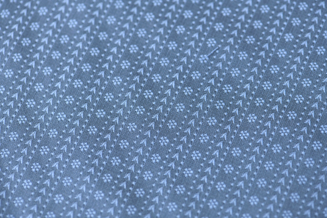 Jacquardstoff rauchblau mit Rankenmuster