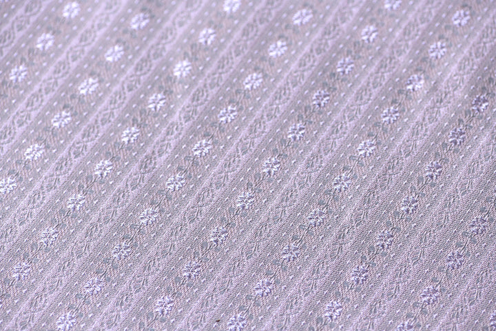 Jacquardstoff nude mit Rankenmuster
