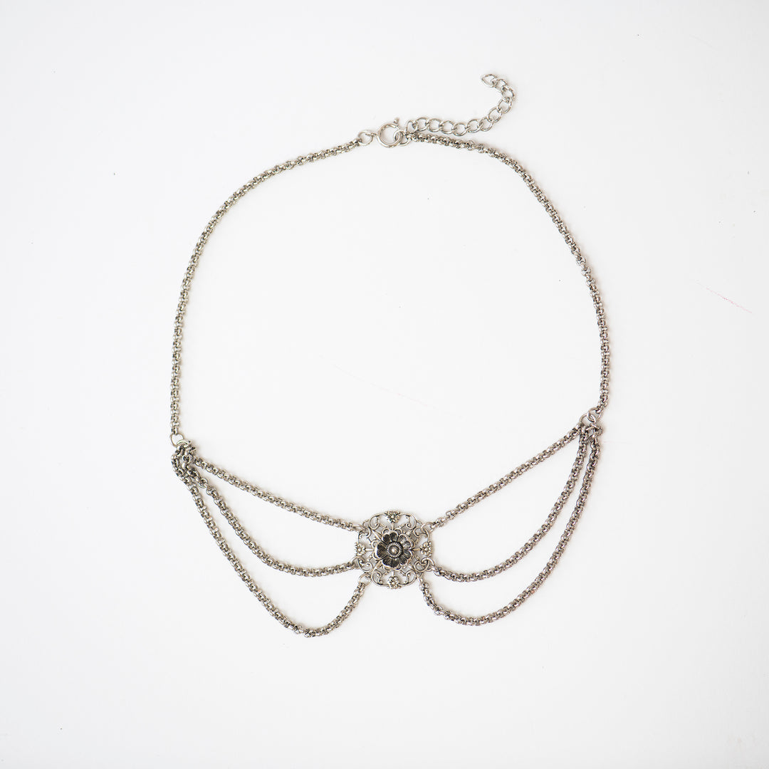 Spinnenkette 'Blume rund'
